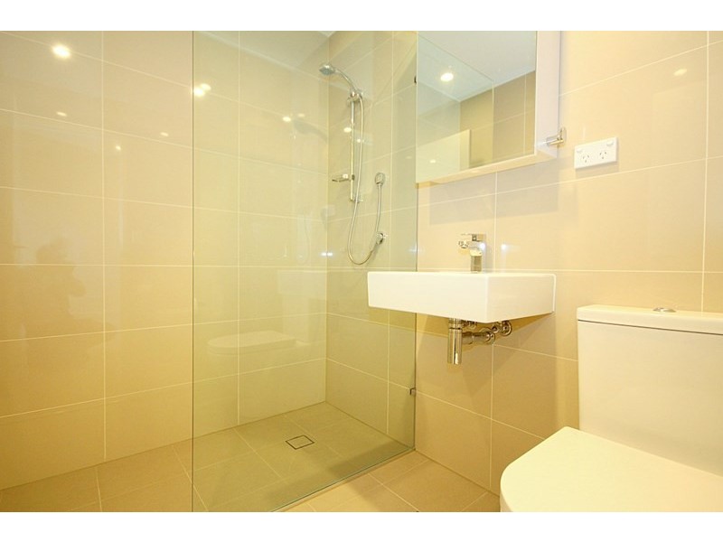 A202/2 Rowe Drive, Potts Hill NSW 2143