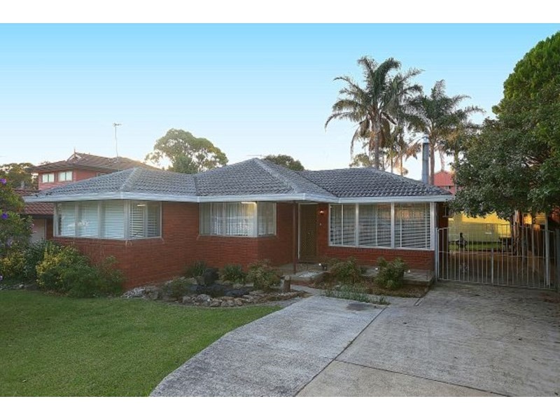 128 Rex Road, Georges Hall NSW 2198