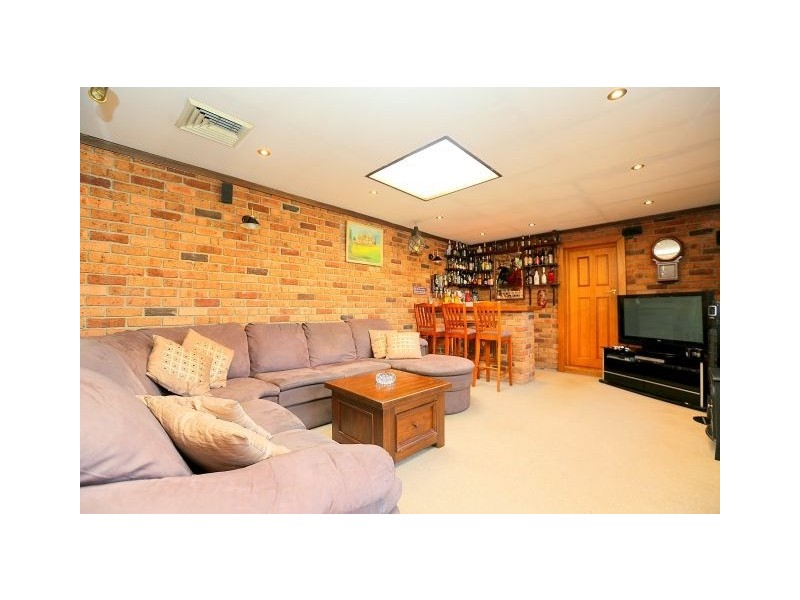 65 Wendy Avenue, Georges Hall NSW 2198