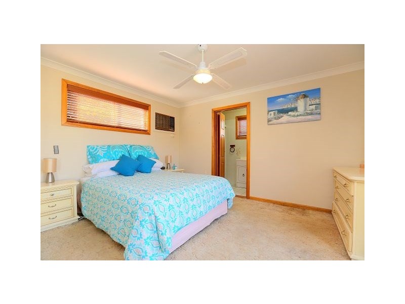 65 Wendy Avenue, Georges Hall NSW 2198