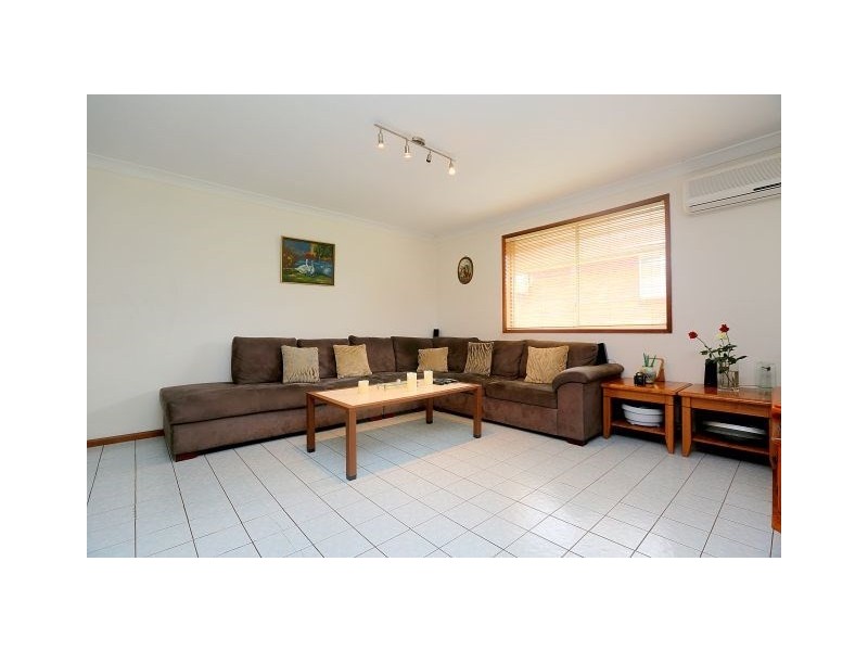 50 Jacaranda Drive, Georges Hall NSW 2198