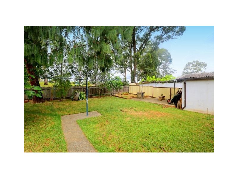 50 Jacaranda Drive, Georges Hall NSW 2198
