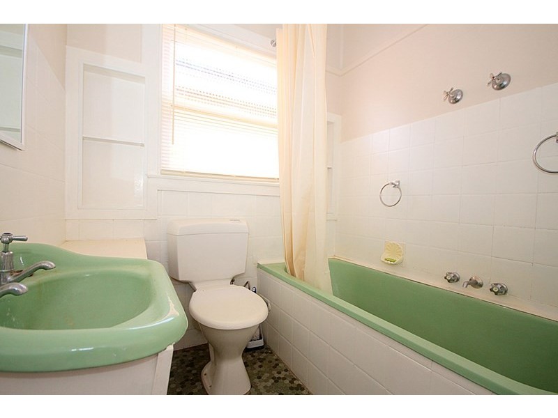 11 Lambert Street, Yagoona NSW 2199