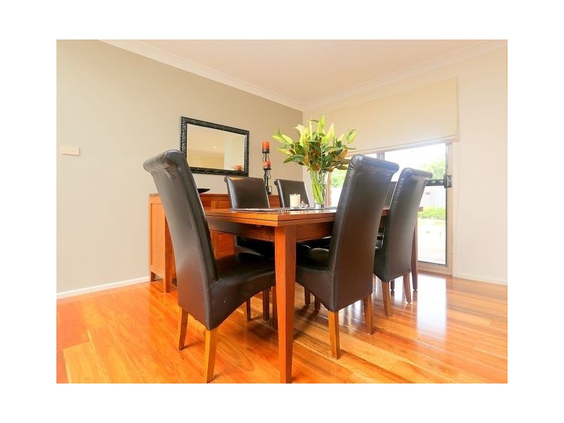 9A Endeavour Road, Georges Hall NSW 2198