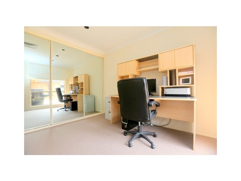 9A Endeavour Road, Georges Hall NSW 2198