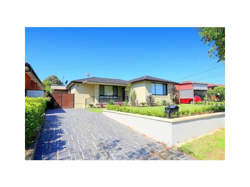 5 Dalton Avenue, Condell Park NSW 2200