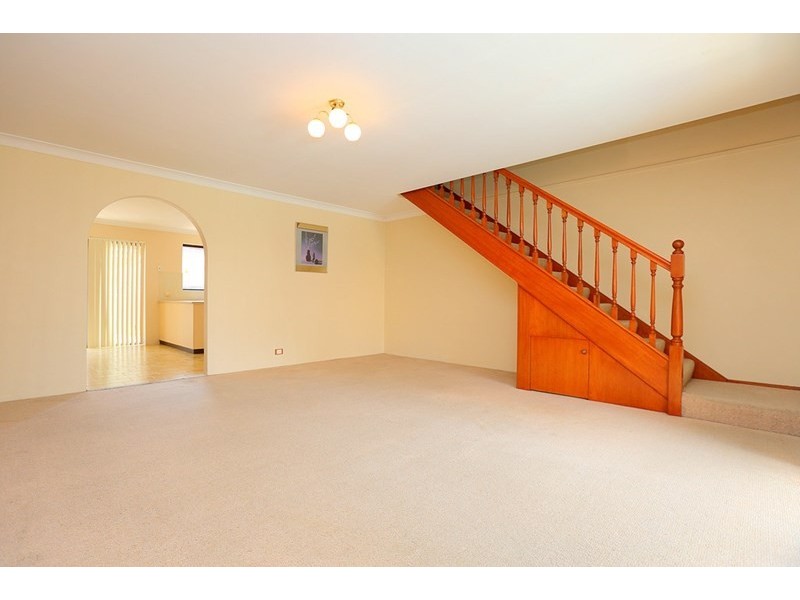 6/184 Birdwood Road, Georges Hall NSW 2198