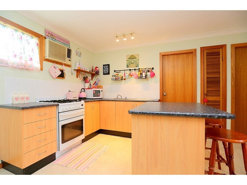 6 Vista Crescent, Chester Hill NSW 2162