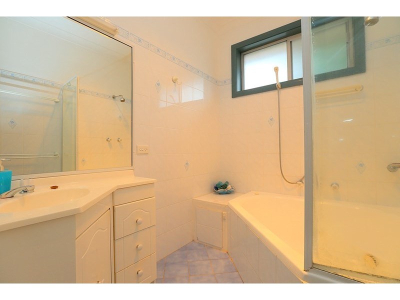 6 Vista Crescent, Chester Hill NSW 2162