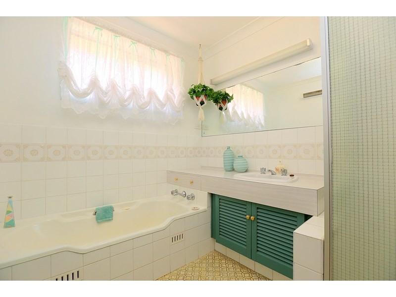 7 Pennington Avenue, Georges Hall NSW 2198