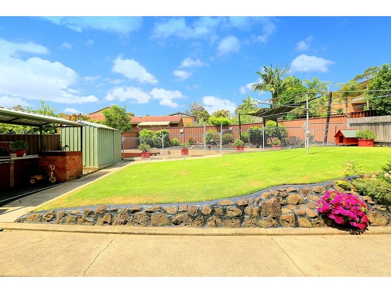 7 Pennington Avenue, Georges Hall NSW 2198