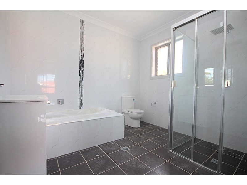 972A Woodville Road, Villawood NSW 2163