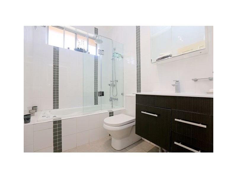 213 Noble Avenue, Greenacre NSW 2190