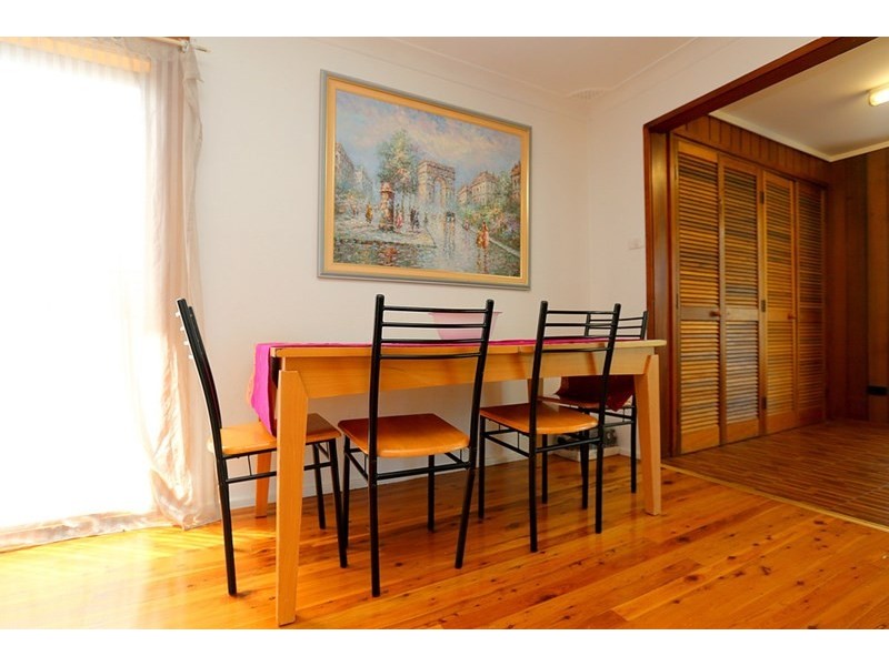 215 Henry Lawson Drive, Georges Hall NSW 2198