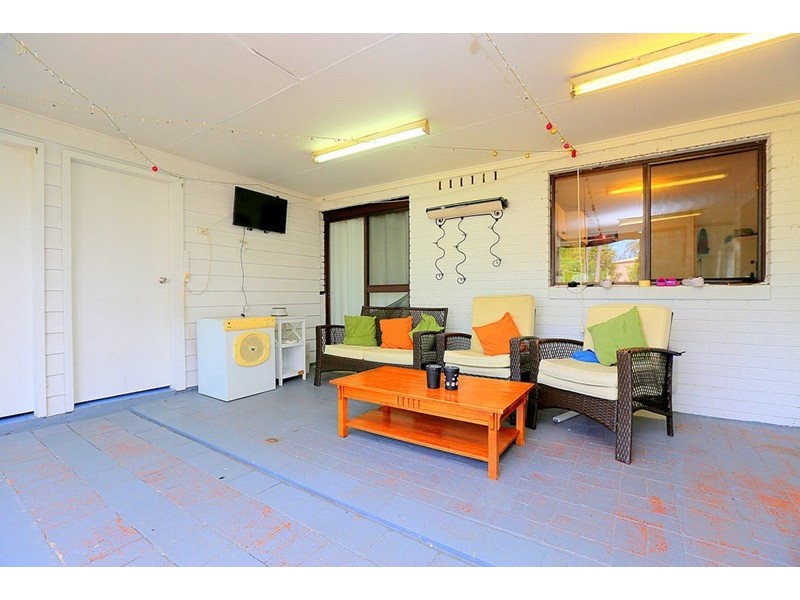 215 Henry Lawson Drive, Georges Hall NSW 2198