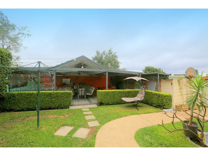 13 Yanderra Street, Condell Park NSW 2200