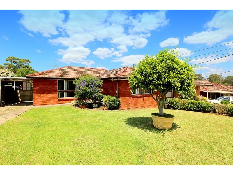 66 Jacaranda Drive, Georges Hall NSW 2198