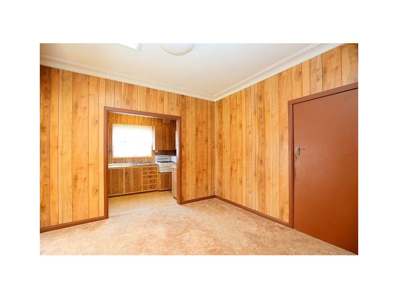 8 Stevens Street, Panania NSW 2213