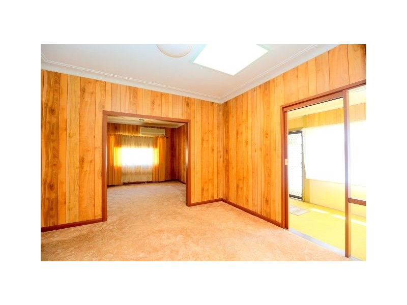 8 Stevens Street, Panania NSW 2213