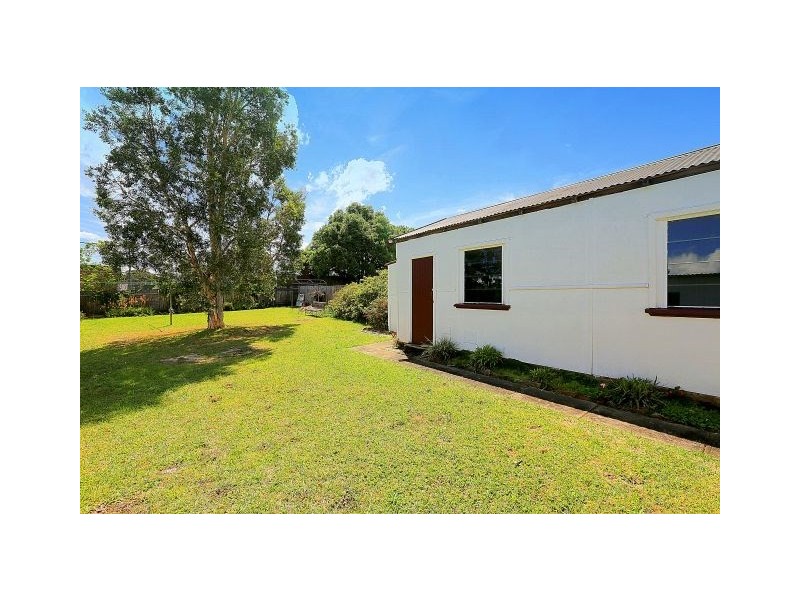 8 Stevens Street, Panania NSW 2213