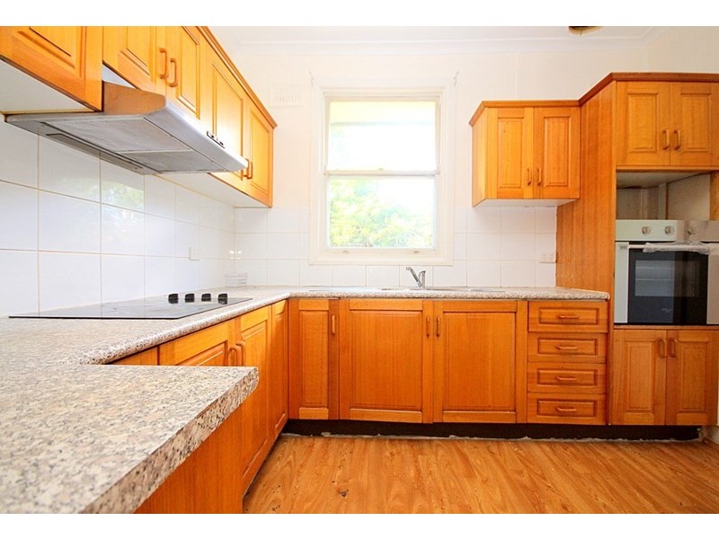 10 Frank Street, Mount Lewis NSW 2190