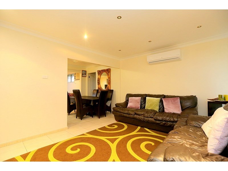 6 Carroll Street, Warwick Farm NSW 2170