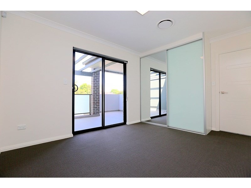 174A Rex Road, Georges Hall NSW 2198