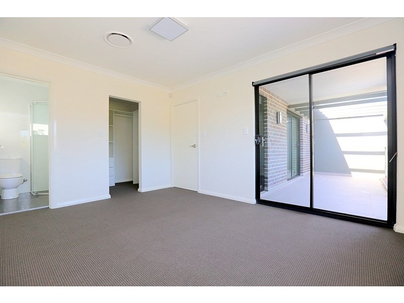 174A Rex Road, Georges Hall NSW 2198