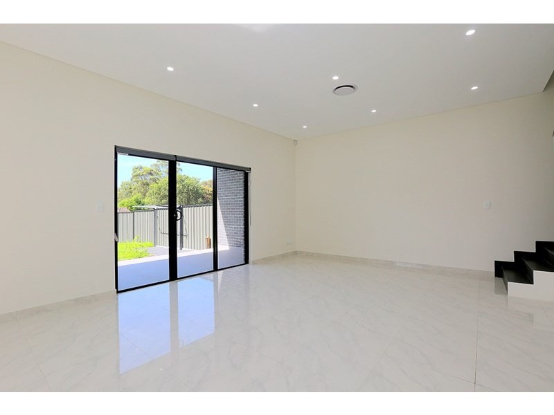 174A Rex Road, Georges Hall NSW 2198