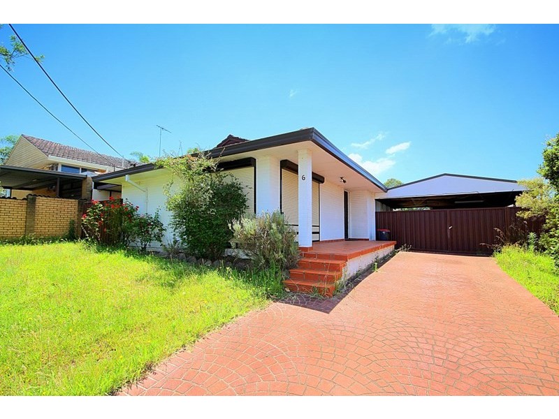 6 Universal Avenue, Georges Hall NSW 2198