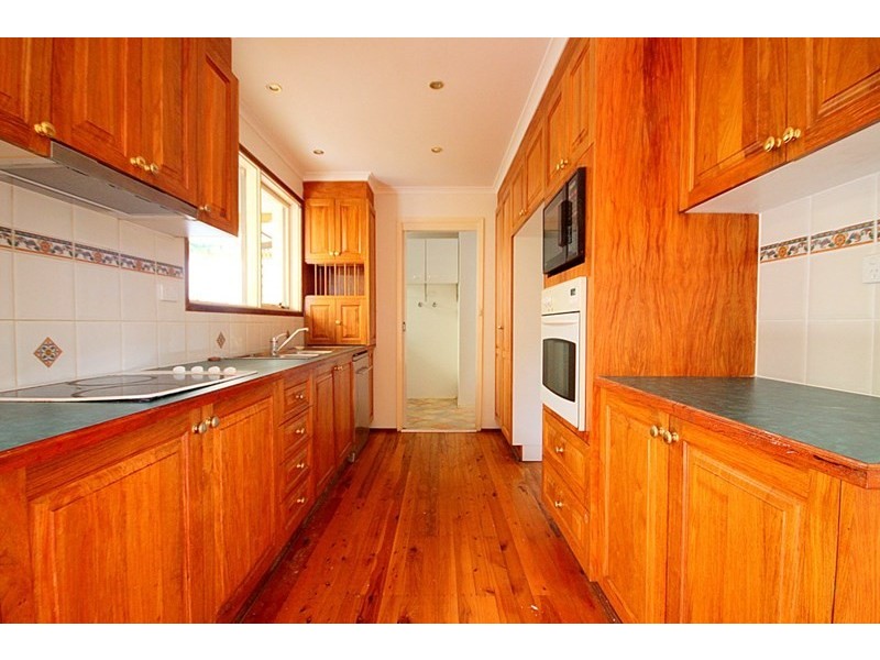 6 Universal Avenue, Georges Hall NSW 2198