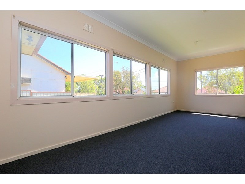 279 Waterloo Road, Greenacre NSW 2190