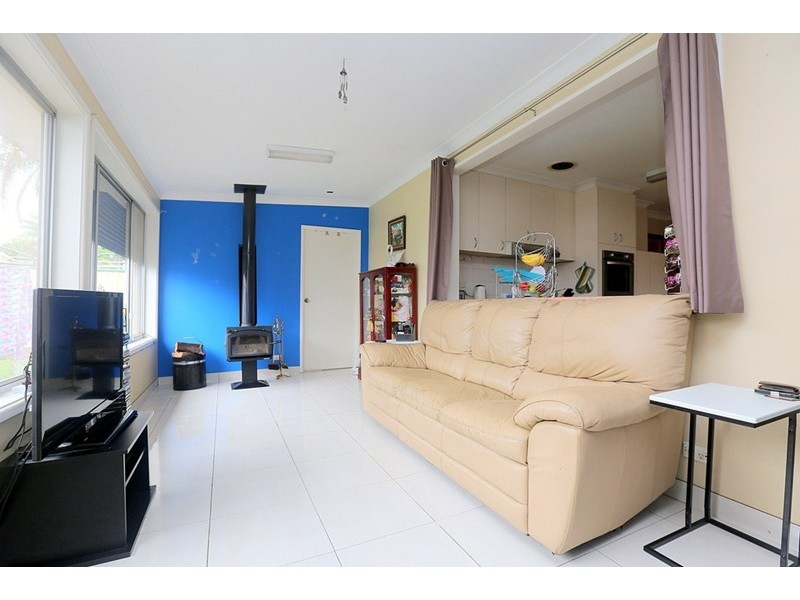 142 Flinders Road, Georges Hall NSW 2198