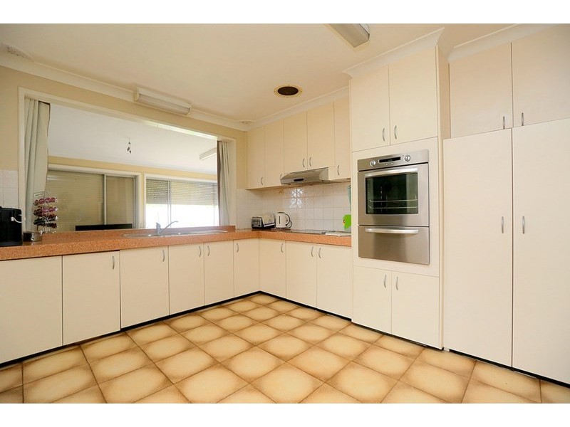 142 Flinders Road, Georges Hall NSW 2198