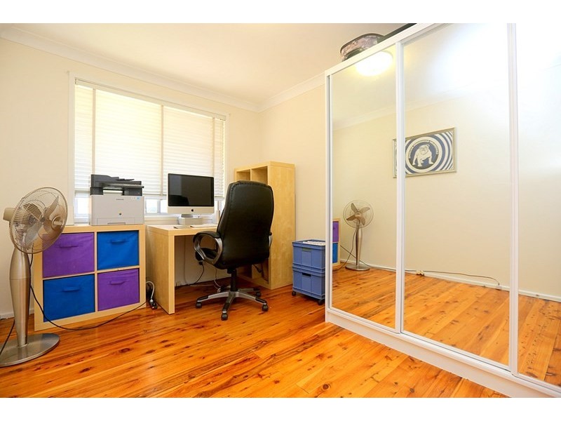 142 Flinders Road, Georges Hall NSW 2198