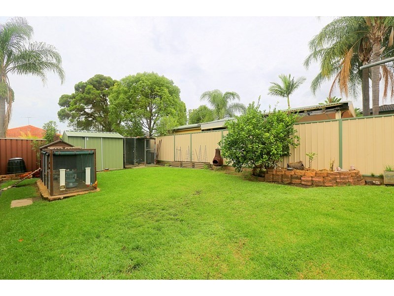 142 Flinders Road, Georges Hall NSW 2198