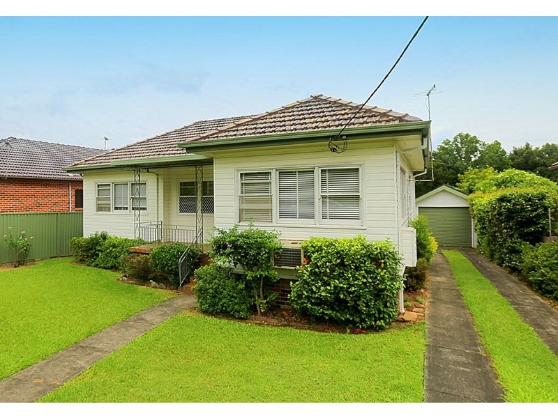 102 Auburn Road, Birrong NSW 2143