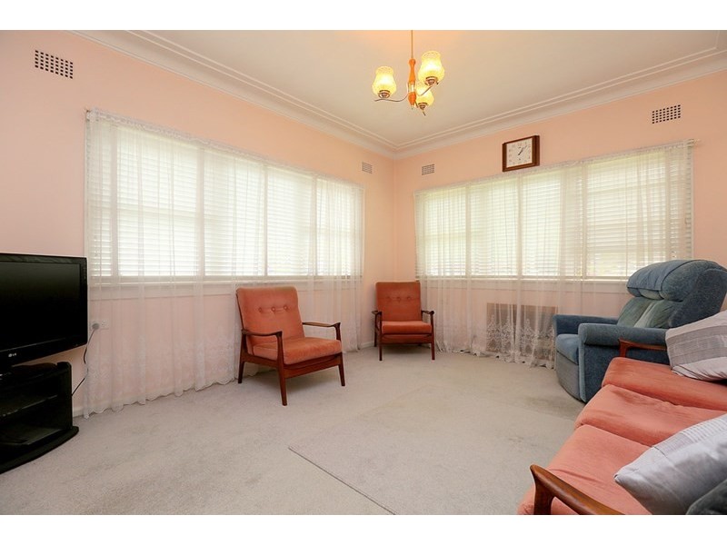 102 Auburn Road, Birrong NSW 2143