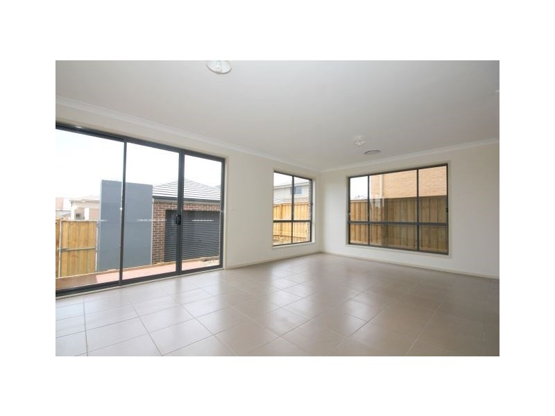 5 Greater Circuit, Bass Hill NSW 2197