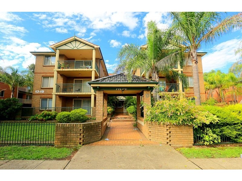 11/17-19 Shenton Avenue, Bankstown NSW 2200
