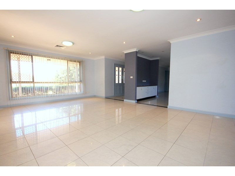 24 Saric Avenue, Georges Hall NSW 2198