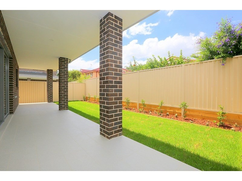 3/123 Brunker Road, Yagoona NSW 2199