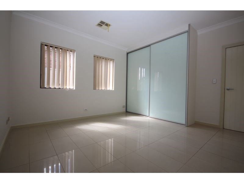 3/20 Banksia Road, Greenacre NSW 2190