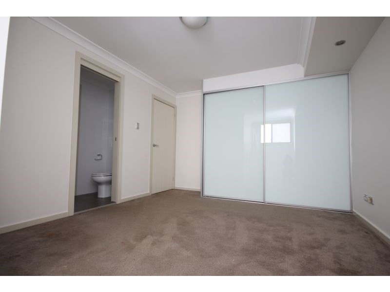 3/20 Banksia Road, Greenacre NSW 2190