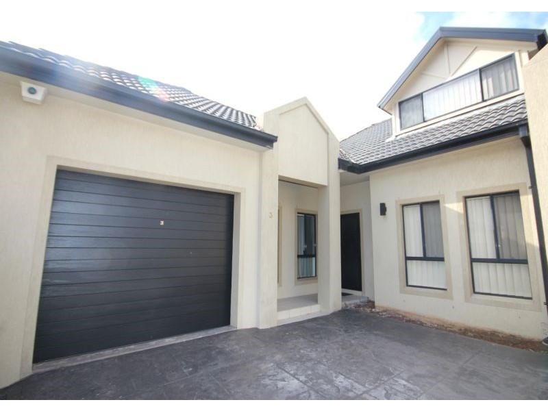 3/20 Banksia Road, Greenacre NSW 2190