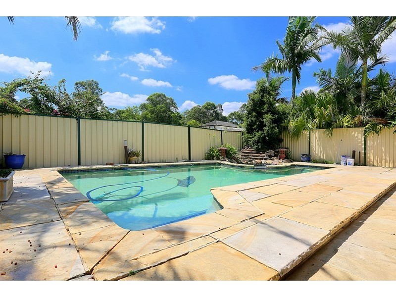 4 Owen Road, Georges Hall NSW 2198