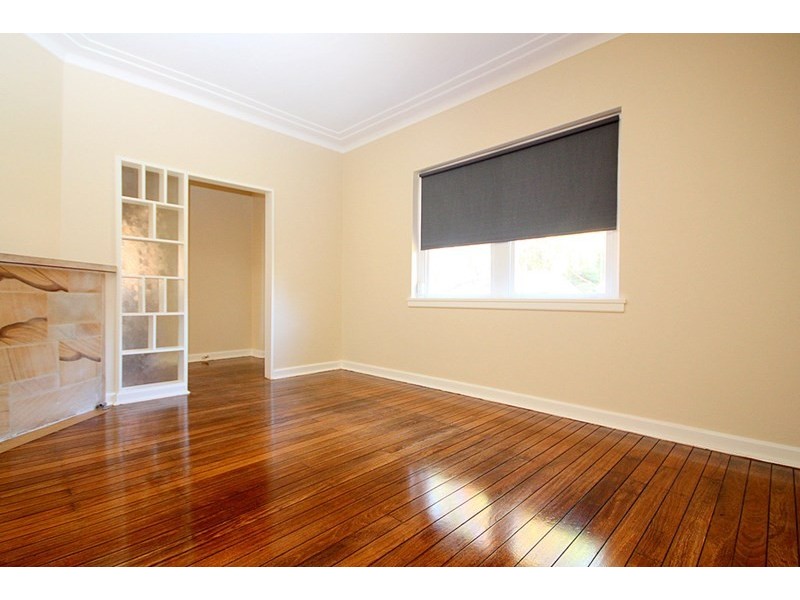 115 Macquarie Street, Greenacre NSW 2190