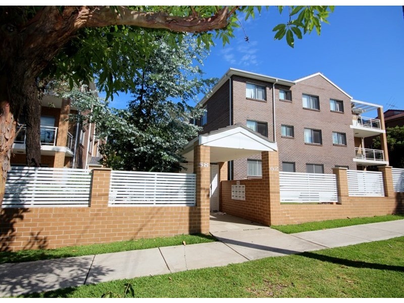 8/58-62 Cairds Avenue, Bankstown NSW 2200