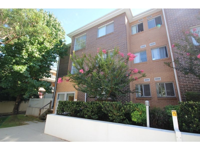 8/58-62 Cairds Avenue, Bankstown NSW 2200