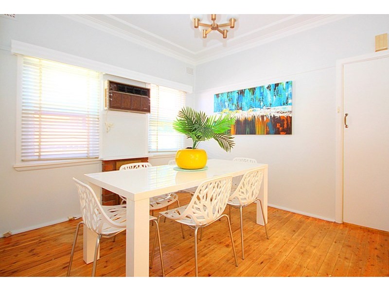 8 Birrong Avenue, Birrong NSW 2143